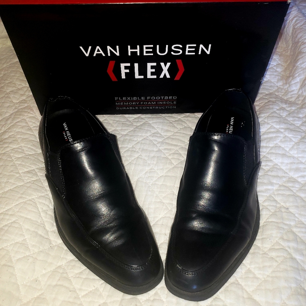 Van Heusen Men's Flex Loafer